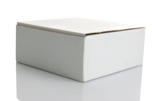 Pudełko fasonowe z białej tektury