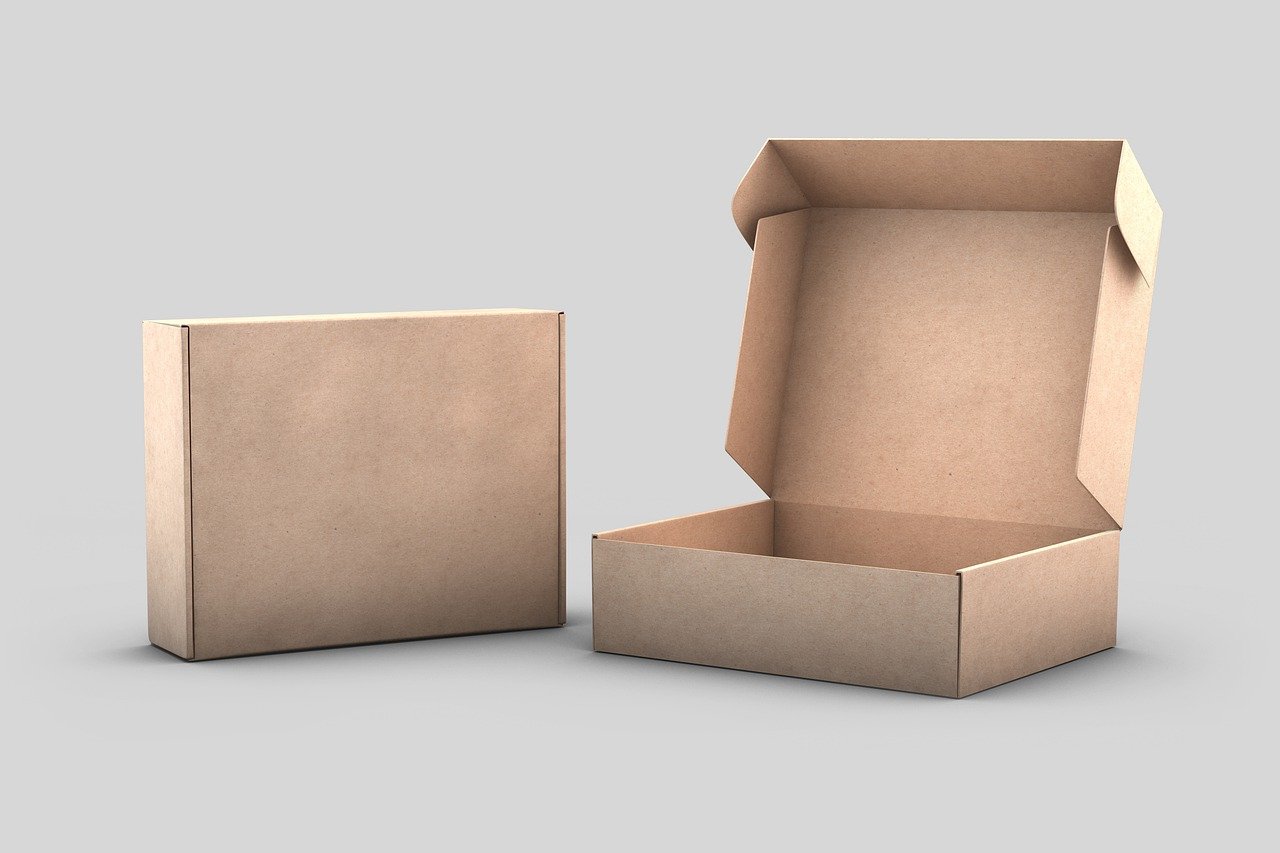 The History of the Cardboard Box – An Amazing Accident That Led to Its Creation